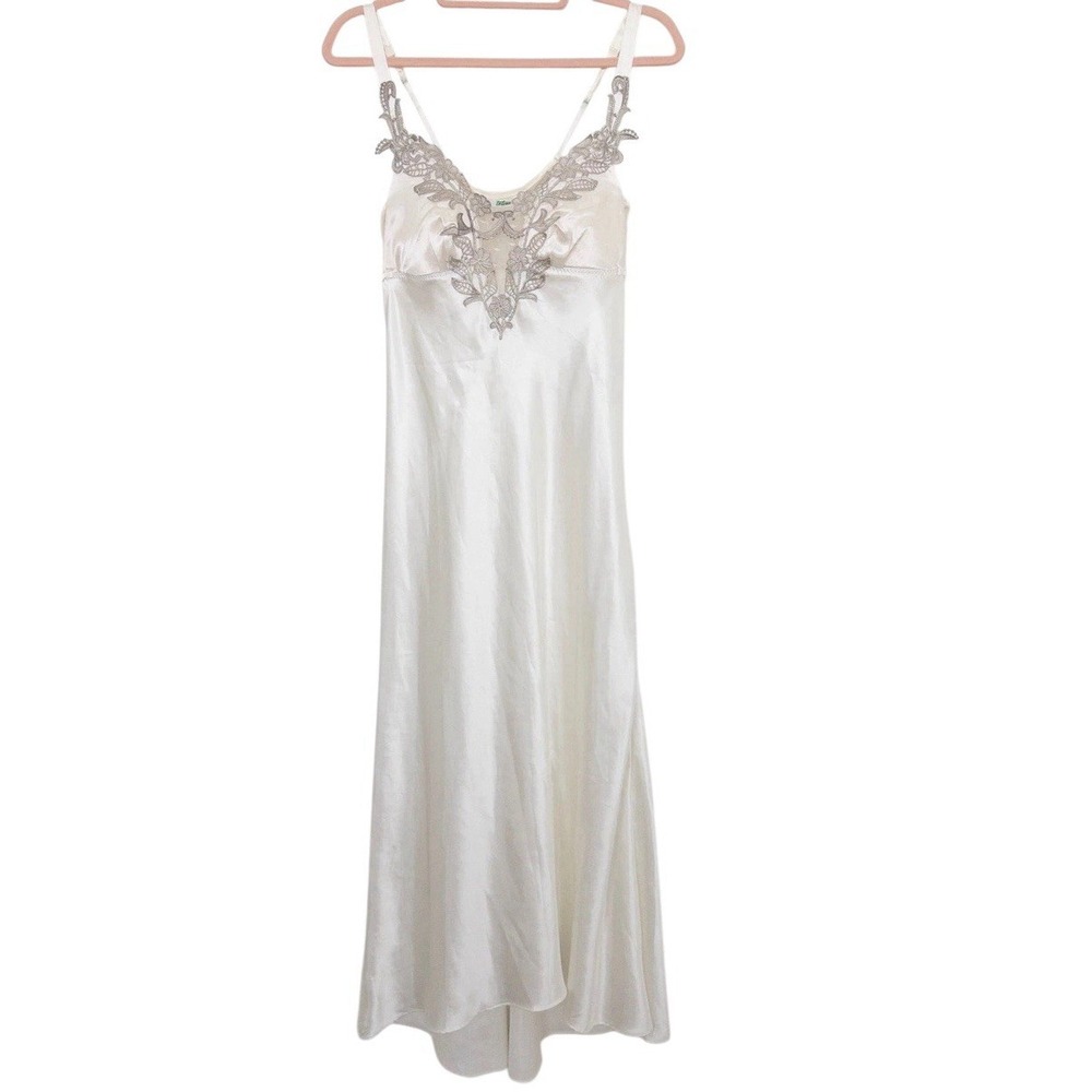 Flora Nikrooz Slip Dress Satin Lace Y2K Lingerie Core Coquette Small Cream Sexy‎